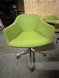 Vitra SOFTSHELL CHAIR AUF FÜNFSTERNFUSS Avocado