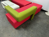 Haworth Sofa grün rot